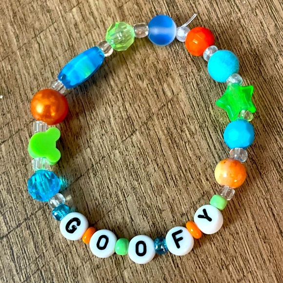 Disney Goofy Bracelet - Picture 1 of 1